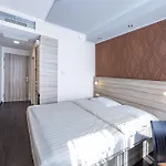 Leonardo Boutique Center 4* Linz