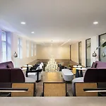 Leonardo Boutique Center Hotell 4*