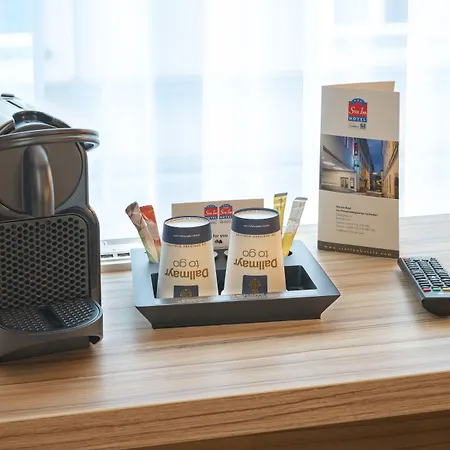 Hotel Leonardo Boutique Center