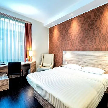 Leonardo Boutique Center 4* Linz