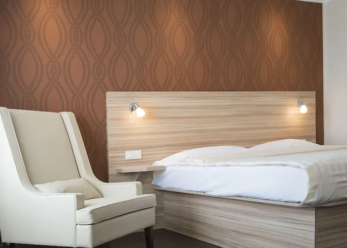 Leonardo Boutique Center Hotel