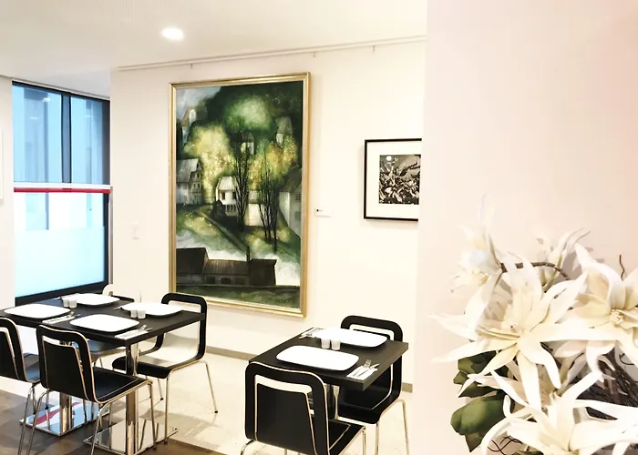 Leonardo Boutique Center 4* Linz